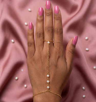 Pearl HandChain